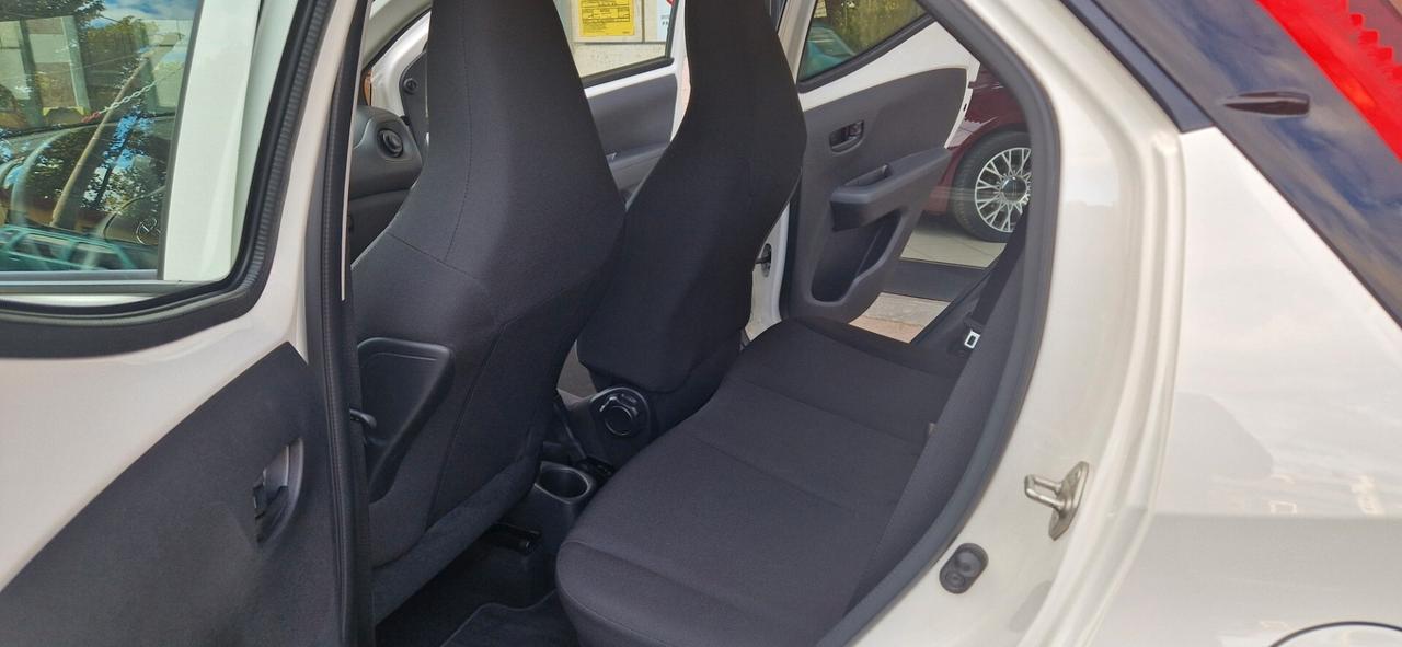 Toyota Aygo X Connect 1.0 VVT-i 72CV 5 p, TAGLINDATA