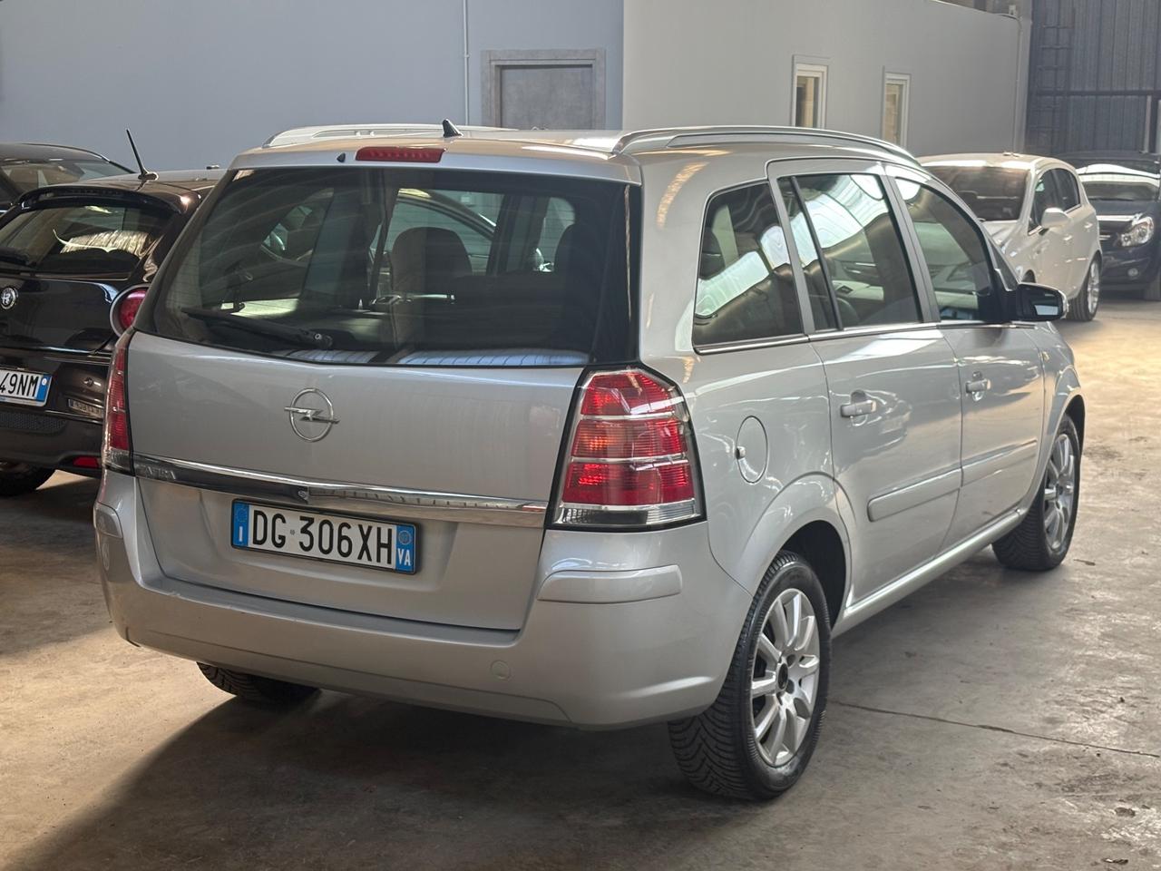 Opel Zafira 1.6 94CV 7 POSTI