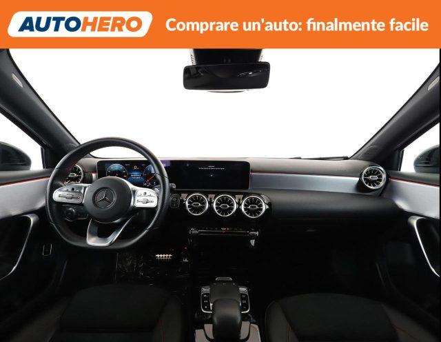 MERCEDES-BENZ A 200 d Automatic Premium