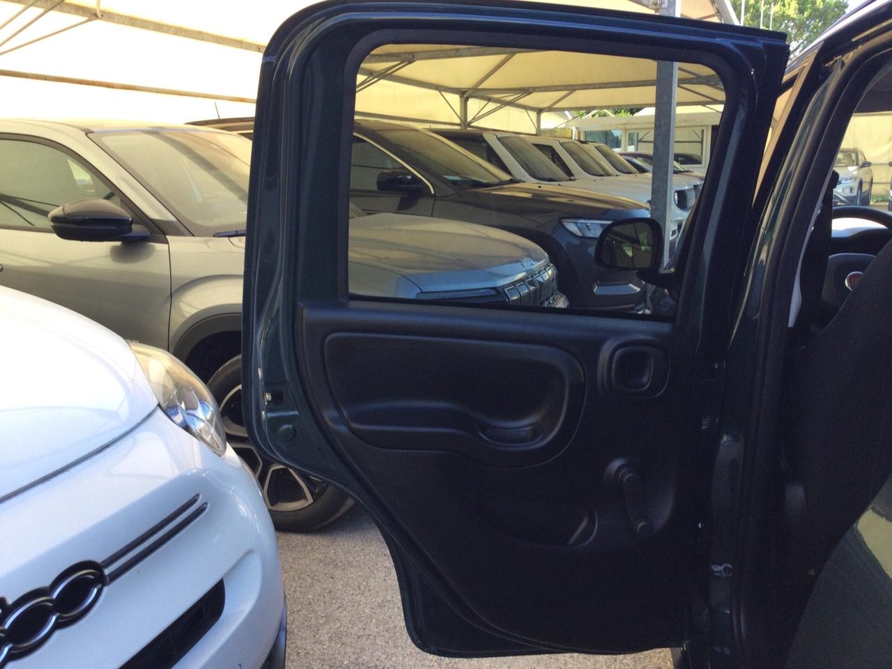 Fiat Panda Cross 1.0 70Cv firefly hybrid 5 Posti