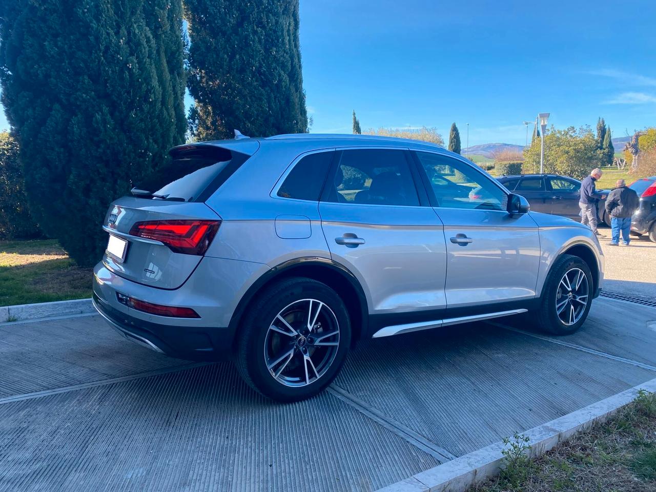 Audi Q5 40 TDI 204 CV quattro S tronic Business Advanced