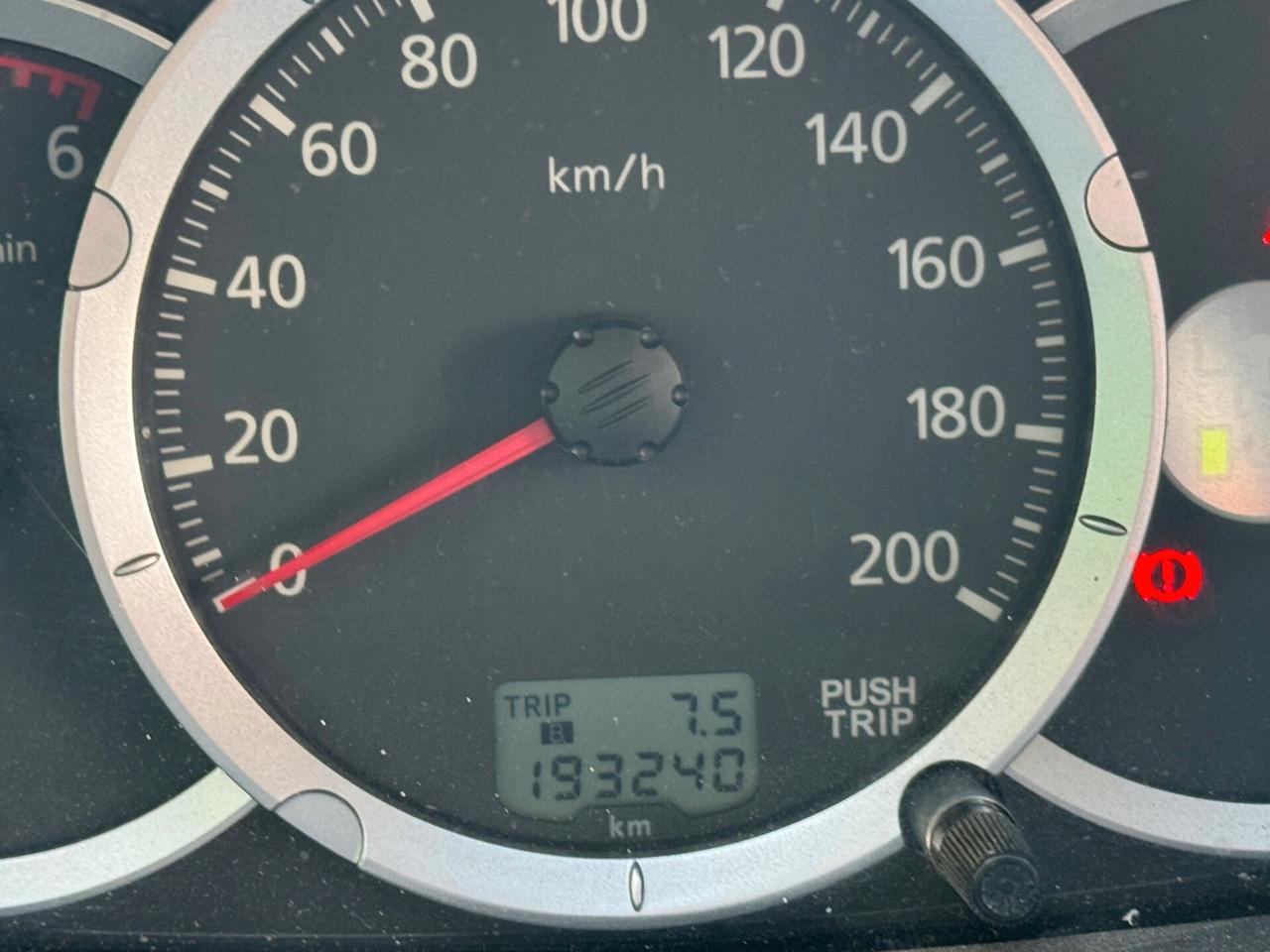 Mitsubishi L200 2.5 DI-D/136CV SC Inform DPF