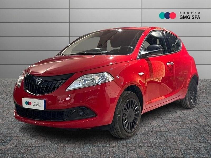 Lancia Ypsilon 1.0 firefly hybrid Silver Plus s&s 70cv