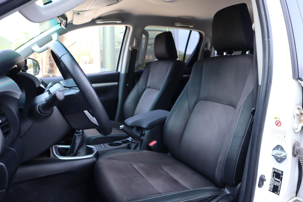 Toyota Hilux 2.4 D-4D 4WD 4 porte Double Cab