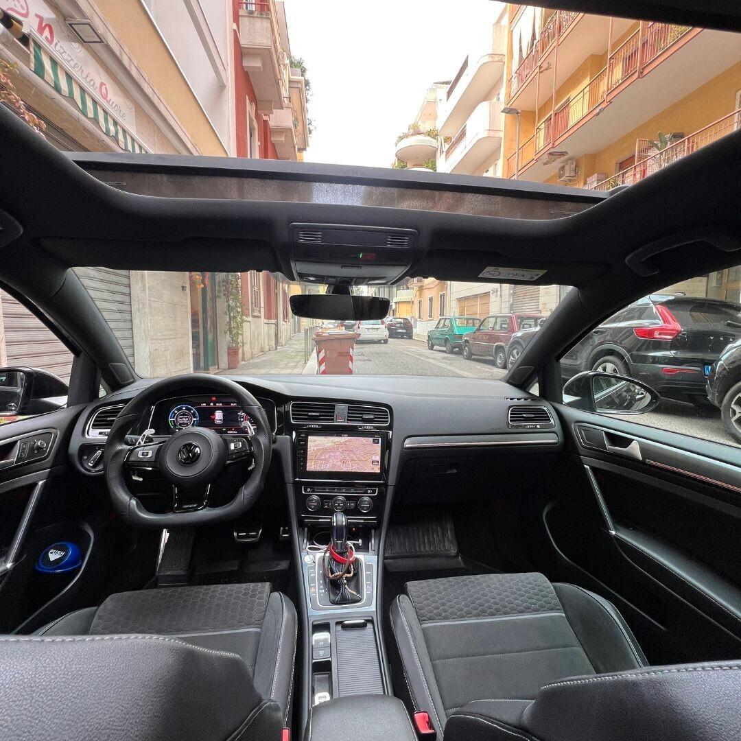 Volkswagen Golf 1.4 GTE dsg 150cv