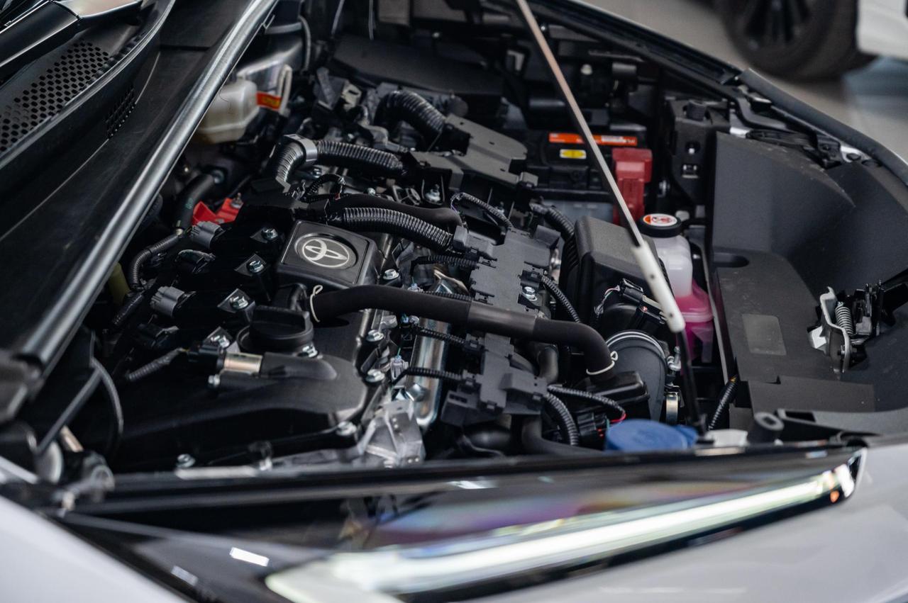 Toyota C-HR 1.8 hev Trend fwd e-cvt