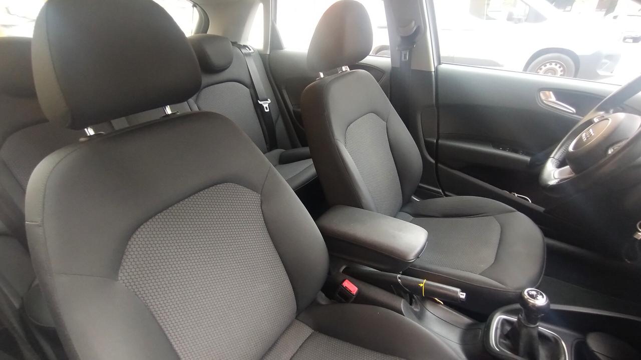 Audi A1 SPB 1.6 TDI S line edition
