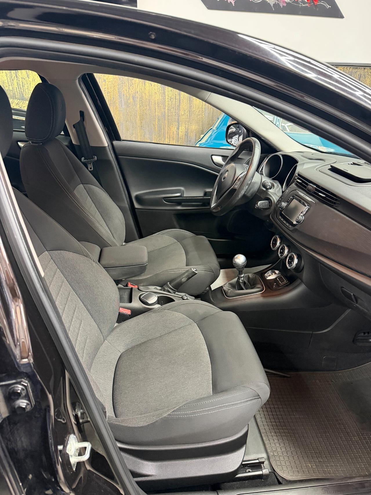 Alfa Romeo Giulietta 1.6 JTDm 120 CV Business