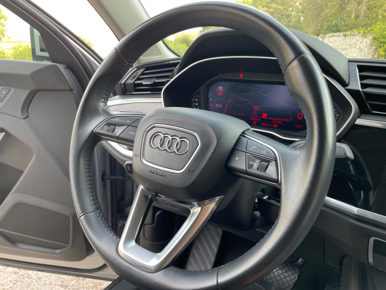 Audi Q3 2.0 TDI - NEW MODEL - STRONIC - 2019