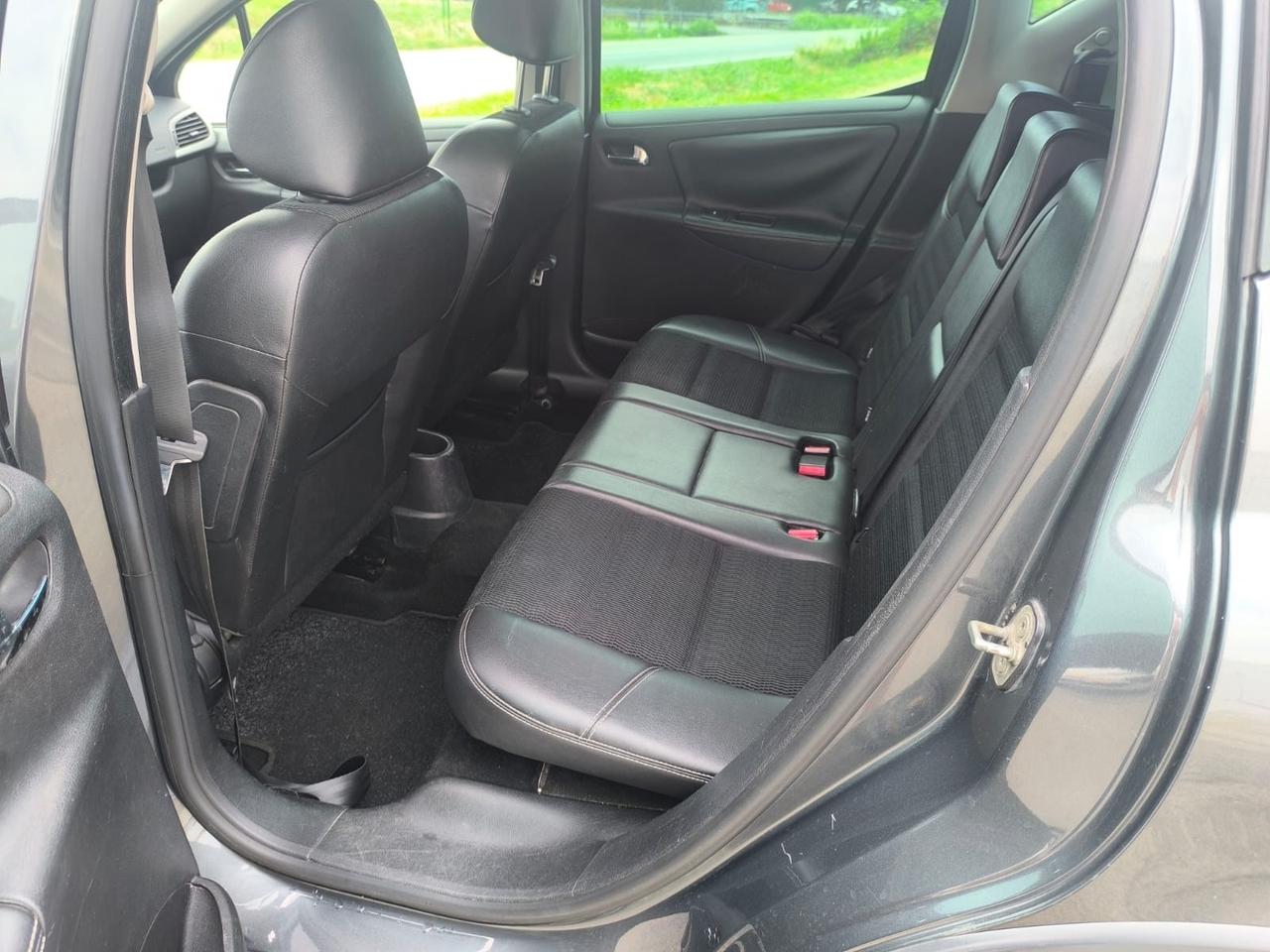 Peugeot 207 1.6 HDi 110CV 5p. XS