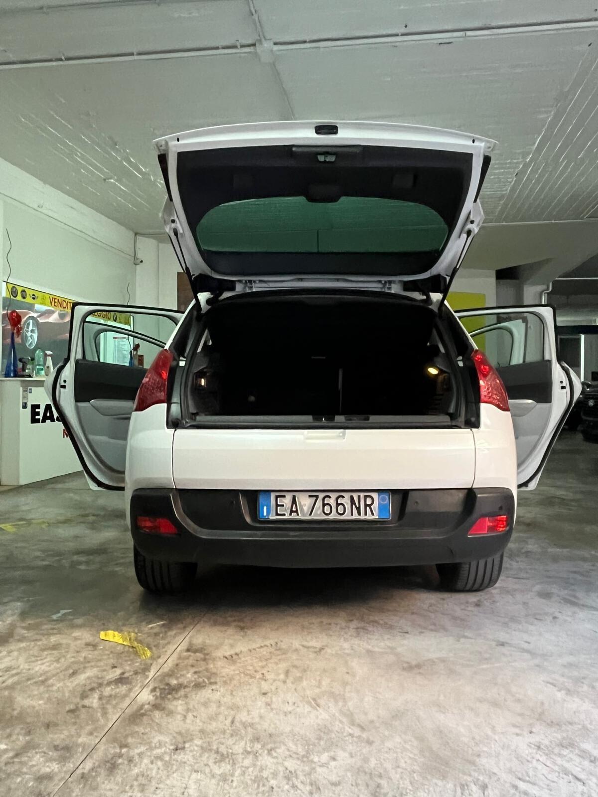 Peugeot 3008 1.6 HDi 110CV cambio robotizzato Premium