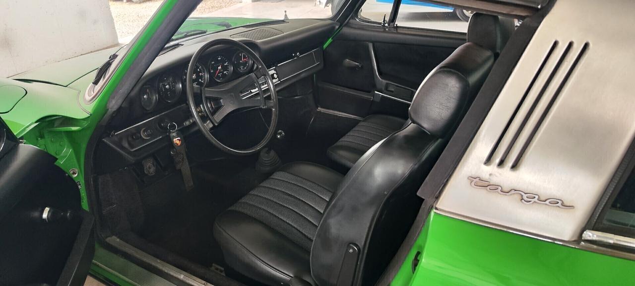 Porsche 911 E TARGA 2.4 (VERDE VIPER) PERMUTE