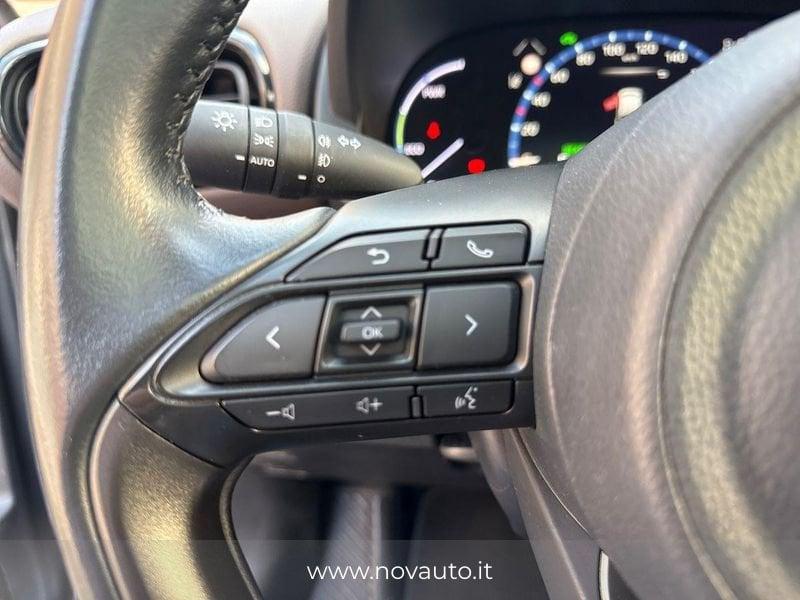 Toyota Yaris Cross Yaris Cross 1.5h Lounge fwd 116cv e-cvt