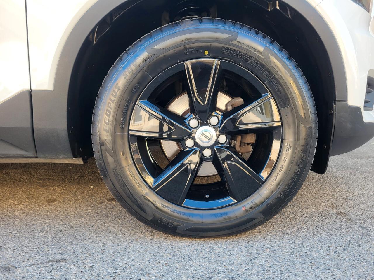 Volvo XC40 D3 Geartronic Business+Cerchi Black+Retrocamera+Fari Led..