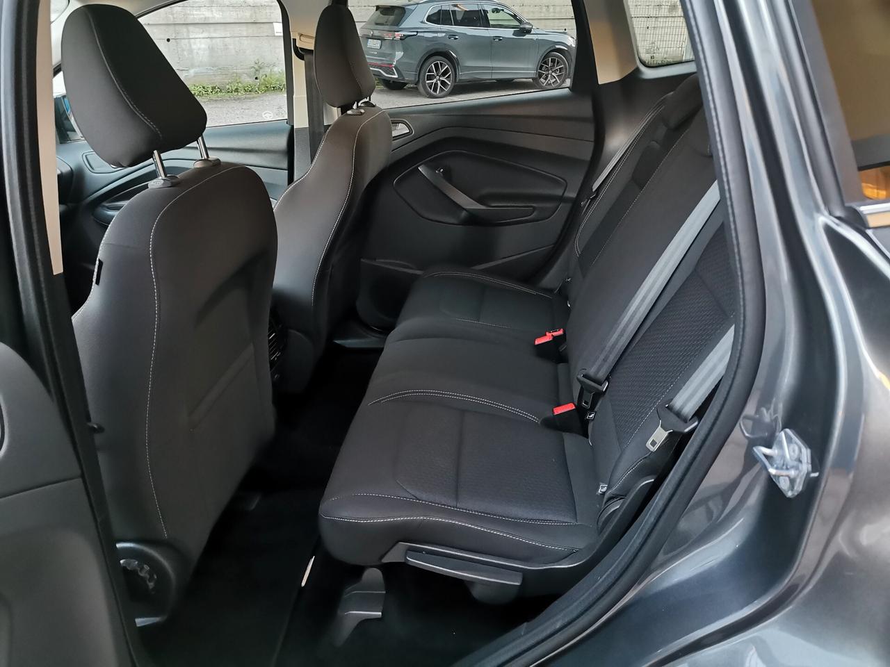 Ford Kuga 1.5 TDCI 120cv S&S 2WD Business