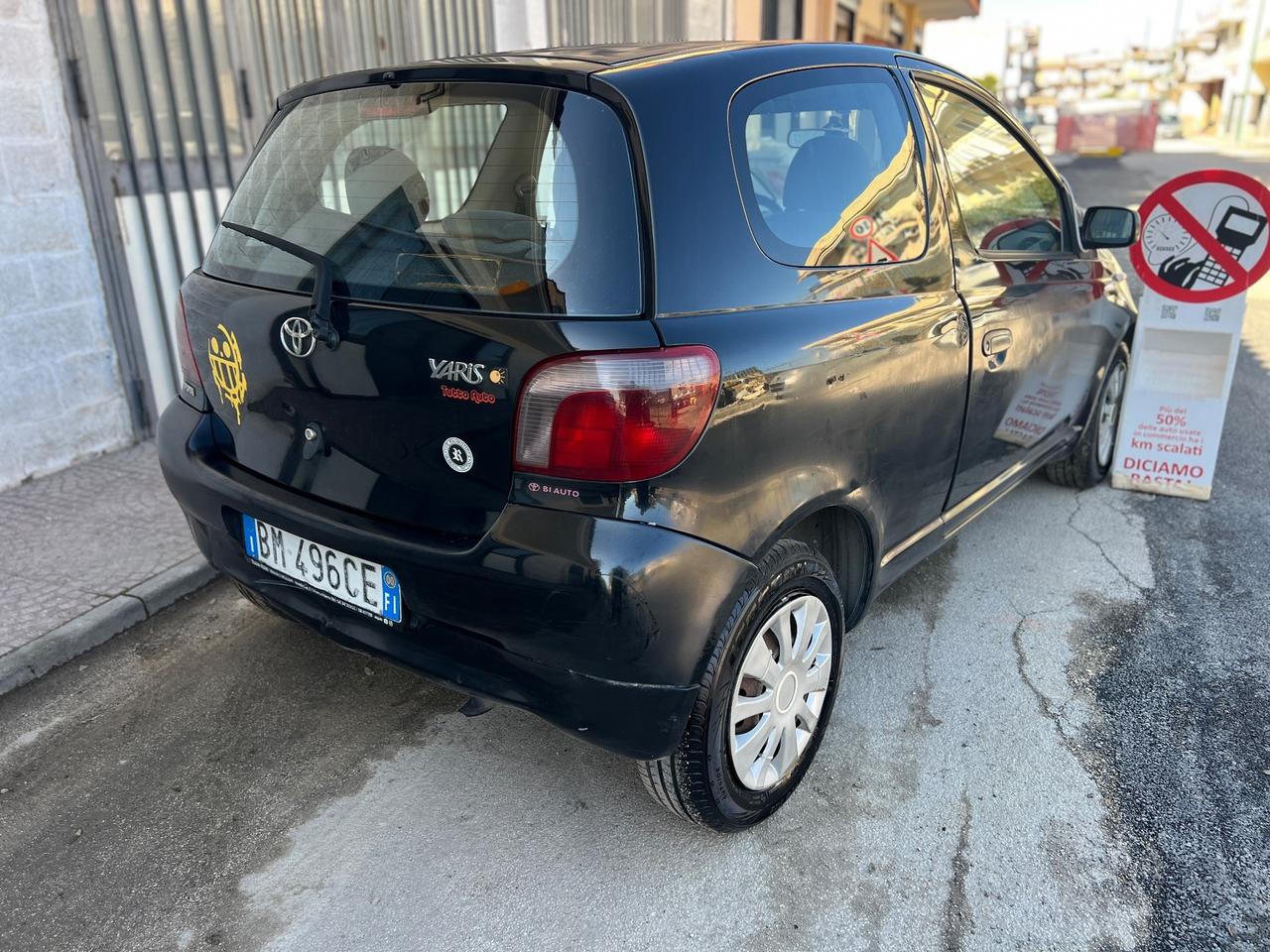 Toyota Yaris 1.0 – Anno 2001