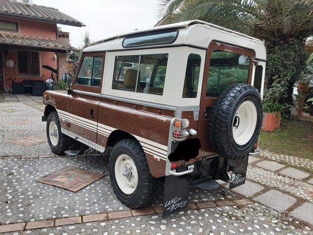 Land Rover Defender 88