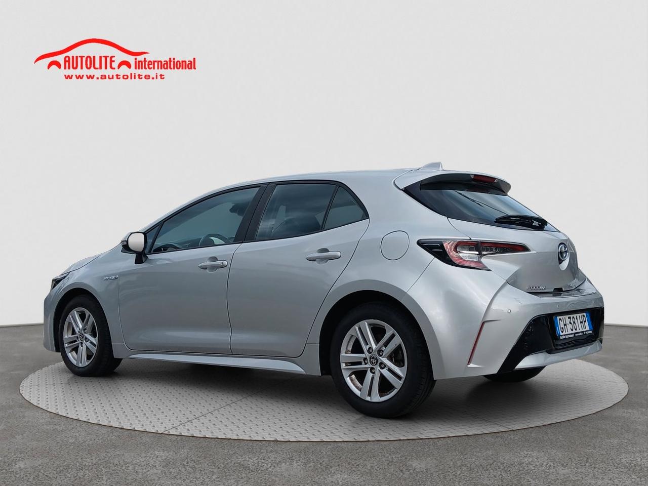 Toyota Corolla 1.8h Business cvt
