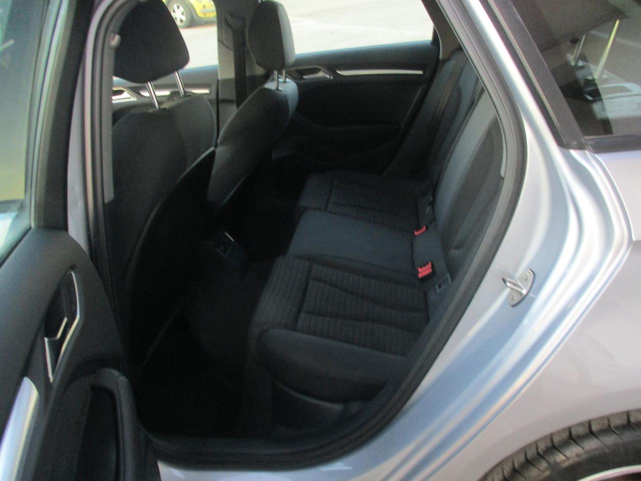 AUDI A3 SPORTBACK 35 2.0 tdi Sport 150cv