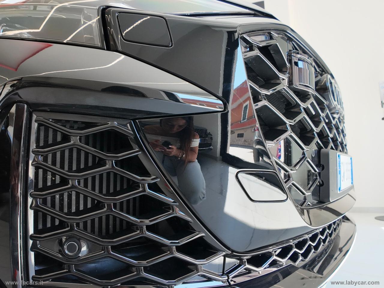 AUDI RS Q8 TFSI V8 quattro tiptr. Performance