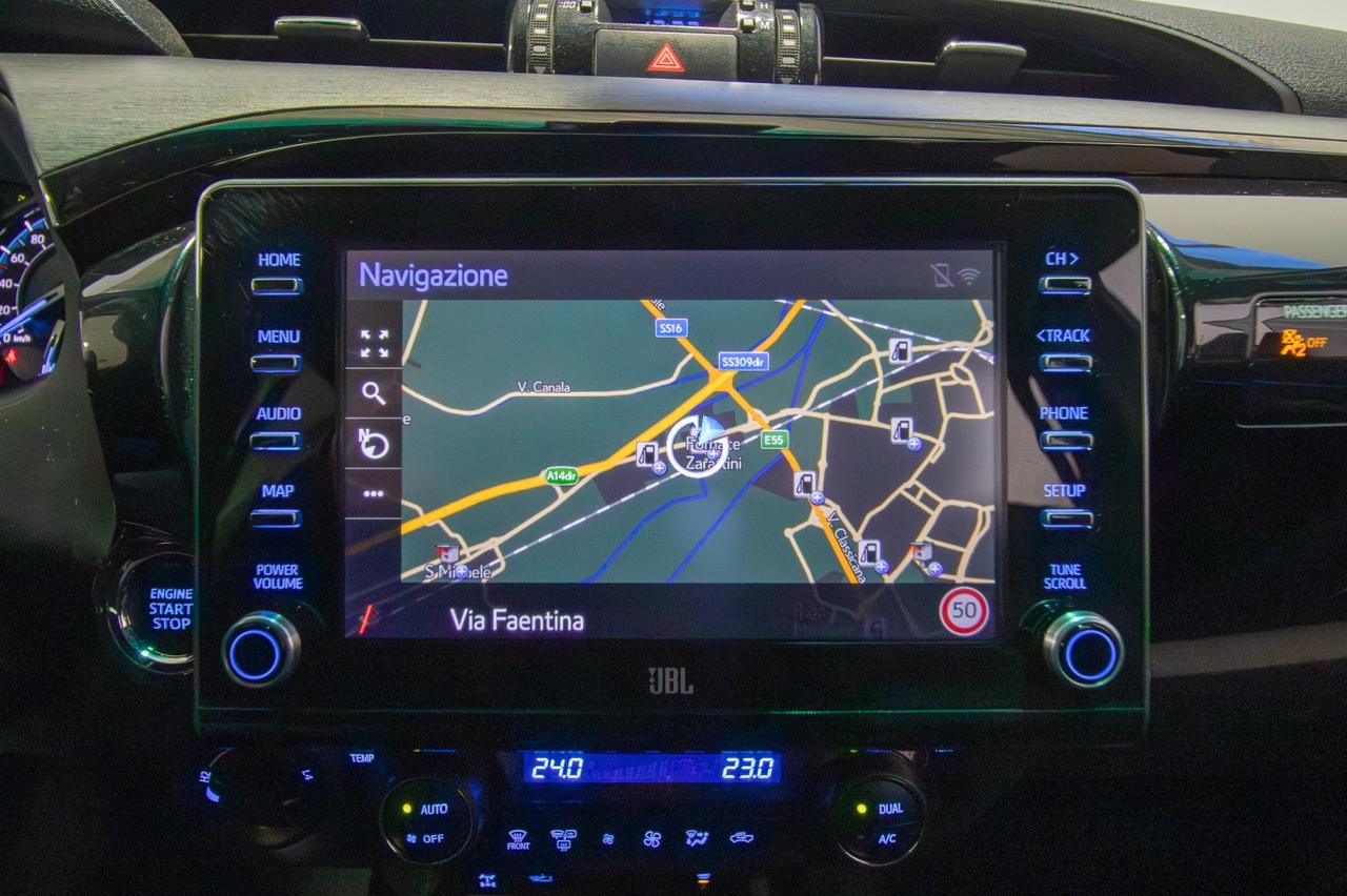 Toyota Hilux 2.8 D Double Cab Invincible 4wd Auto 204cv N1