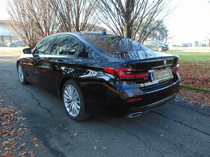 BMW Serie 5(G30/31/F90) 520d 48V xDrive Luxury