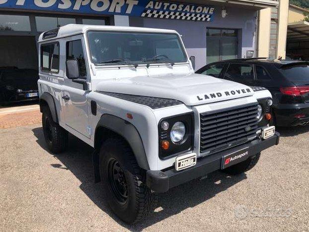 Land Rover Defender AUTOCARRO 2 POSTI IVS ESP