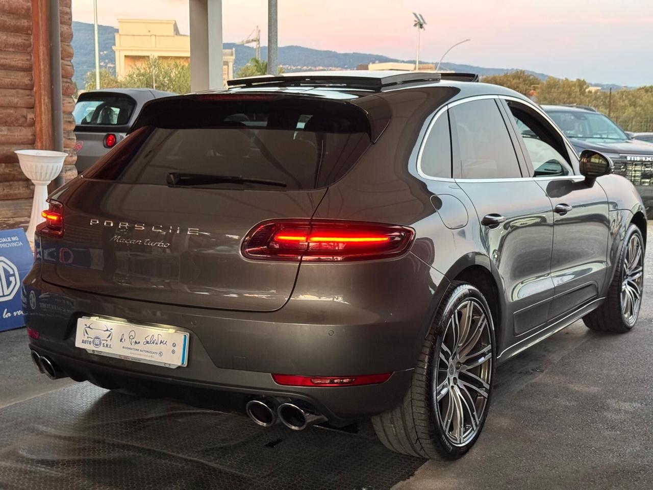Porsche Macan 3.6 Turbo Performance