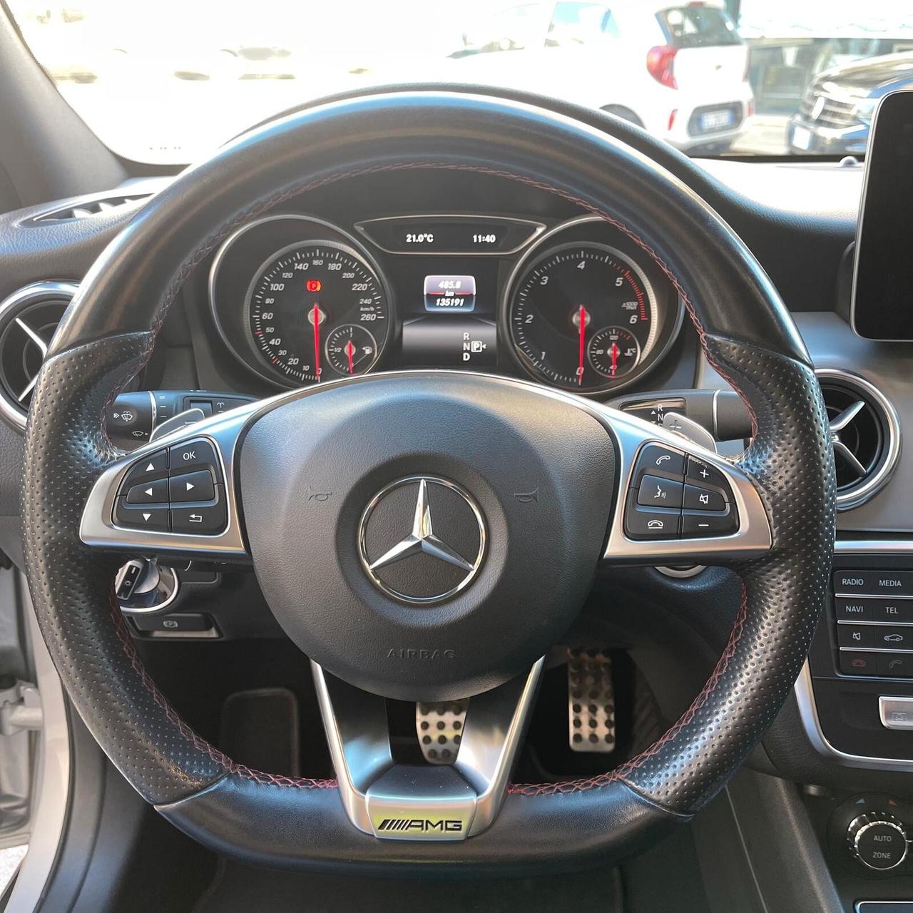 Mercedes-Benz GLA 200 d Automatic 4Matic Premium