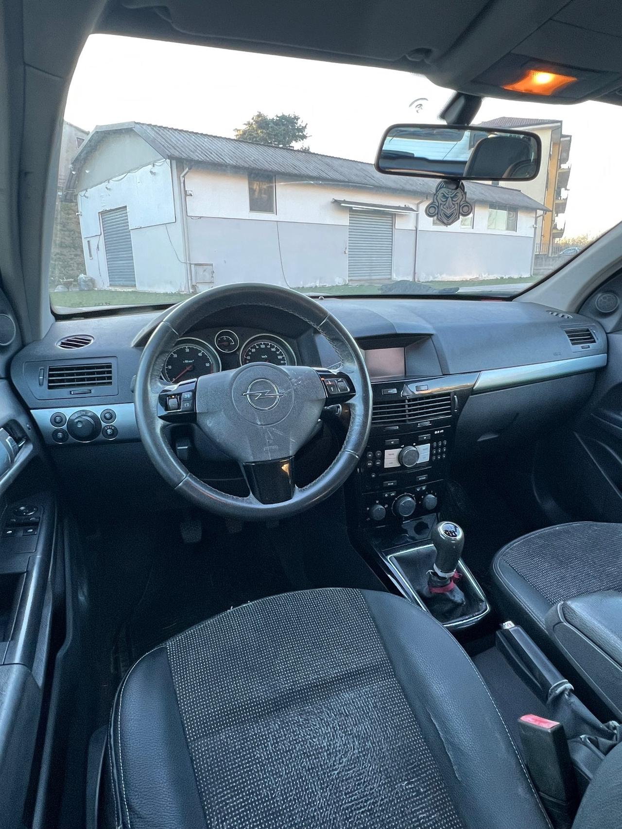 Opel Astra 1.7 CDTI 101CV 5 porte Enjoy