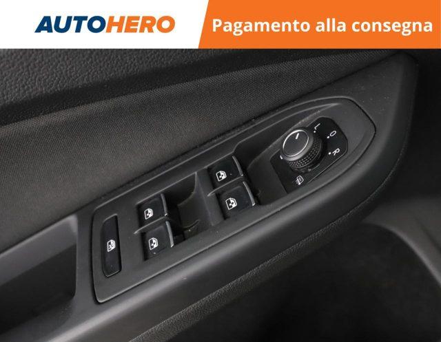 VOLKSWAGEN Golf 1.5 eTSI 150 CV EVO ACT DSG R-Line