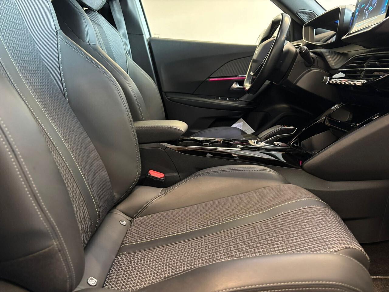 Peugeot 2008 GT LINE motore elettrico 136 CV SPOTICAR