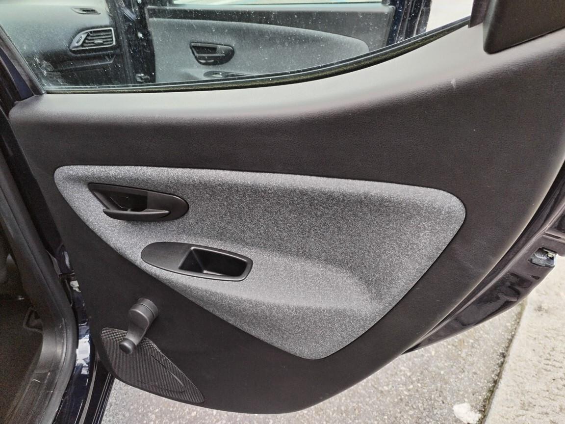 Lancia Ypsilon 1.0 5 p Hybrid Ecochic 110000KM 4/2021 TAGLIANDATA NEOPATENTATI