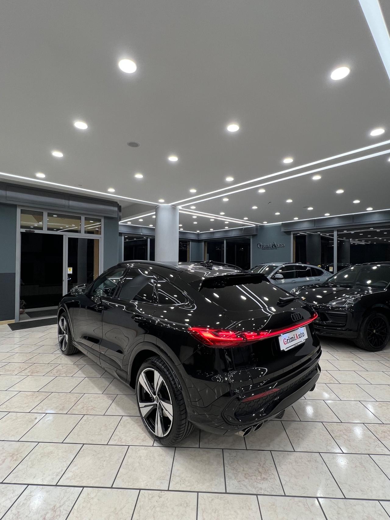 Audi Q5 SPB 40 TDI quattro S tronic Identity Black