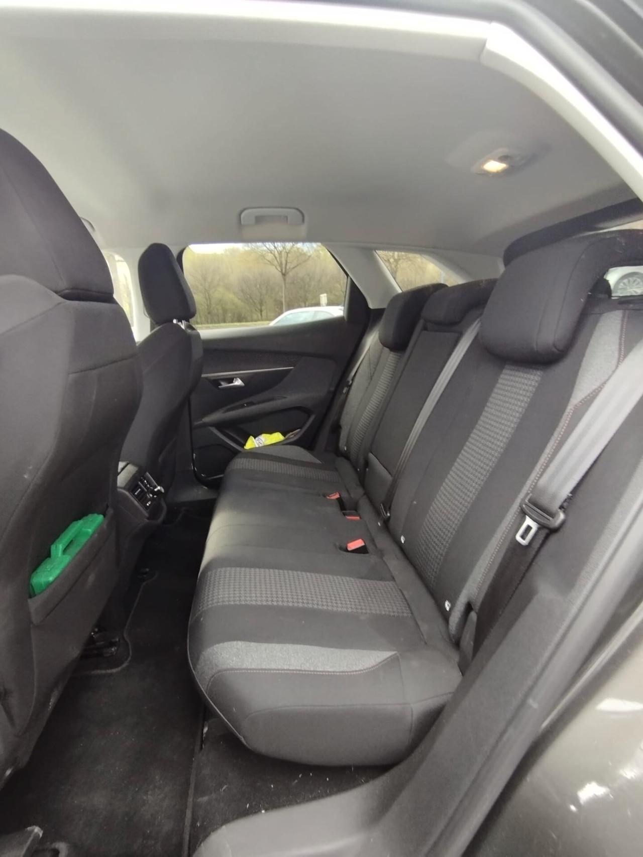 Peugeot 3008 1.5 Active