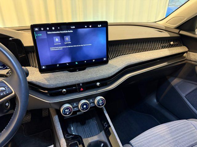SKODA Superb 2.0 TDI DSG Wagon Selection Camera DAB+ LED Navi
