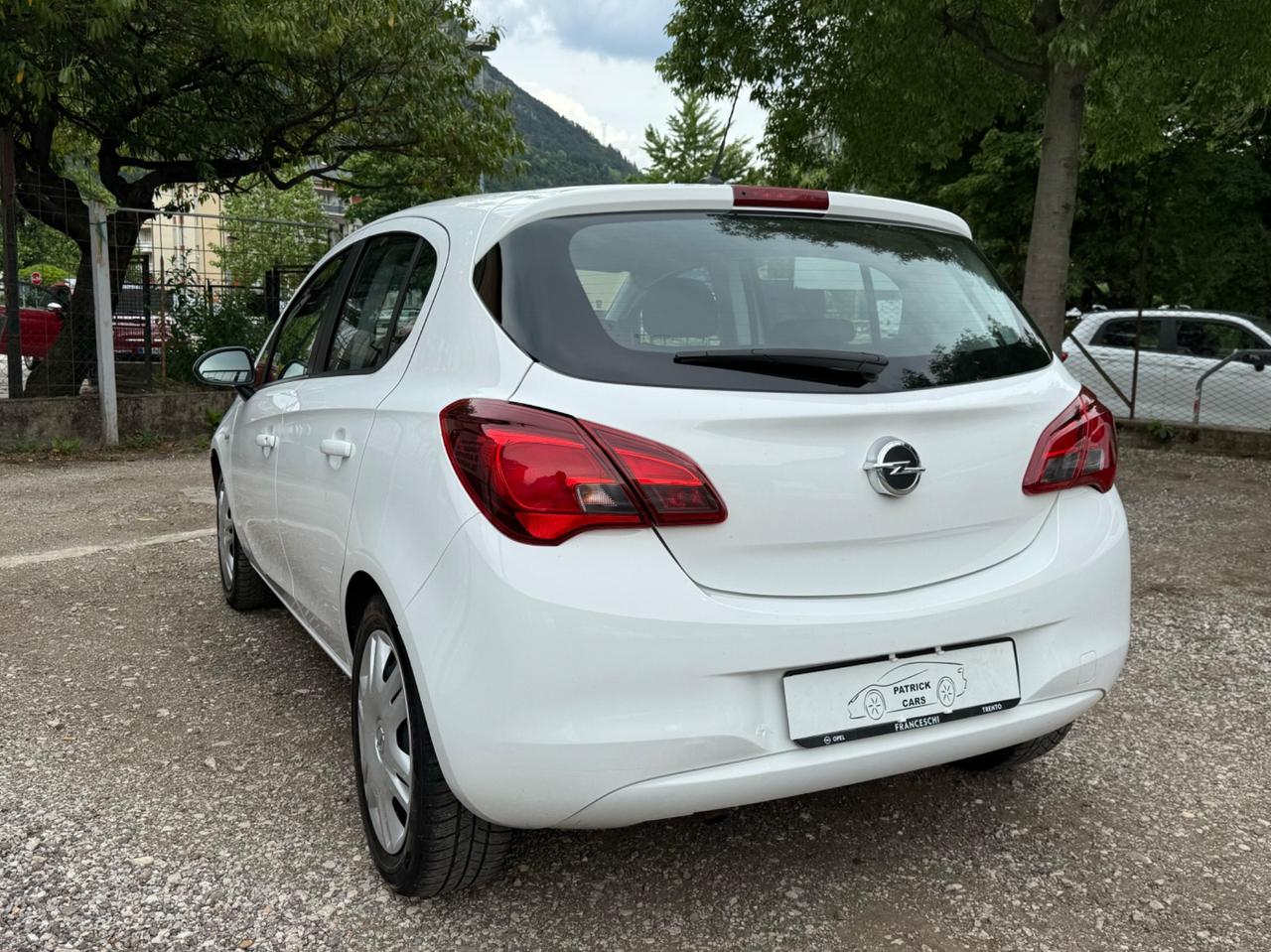 Opel Corsa ok neopatentati GARANZIA 12 MESI