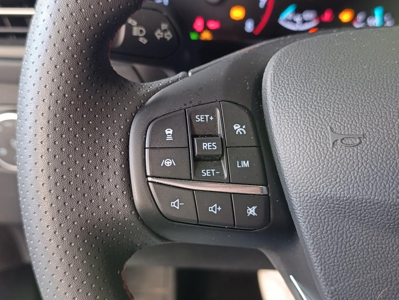 Ford Focus 5 Porte Focus 1.0t ecoboost h ST-Line 155cv powershift