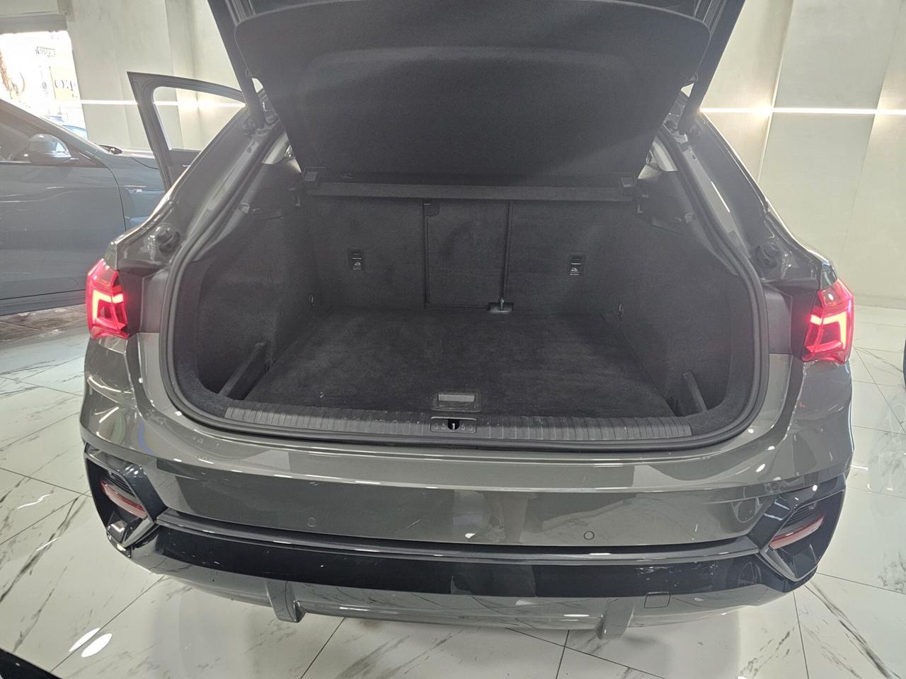 NUOVA AUDI Q3 SPORTBACK 35 TDI 150CV S-TRONIC S-LINE IDENTITY BLACK