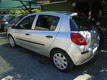Clio '06 120.000 KM OK NEOP. UNICO P.
