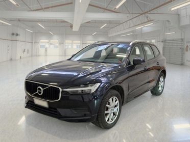 VOLVO XC60 B4 D AWD automatico Momentum