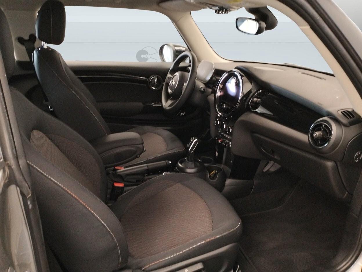 Mini 1.5 Cooper Essential