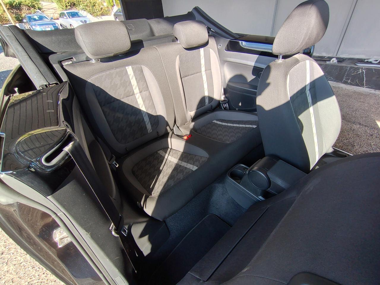 Volkswagen Maggiolino Cabrio 1.2 TSI Design BlueMotion Technology