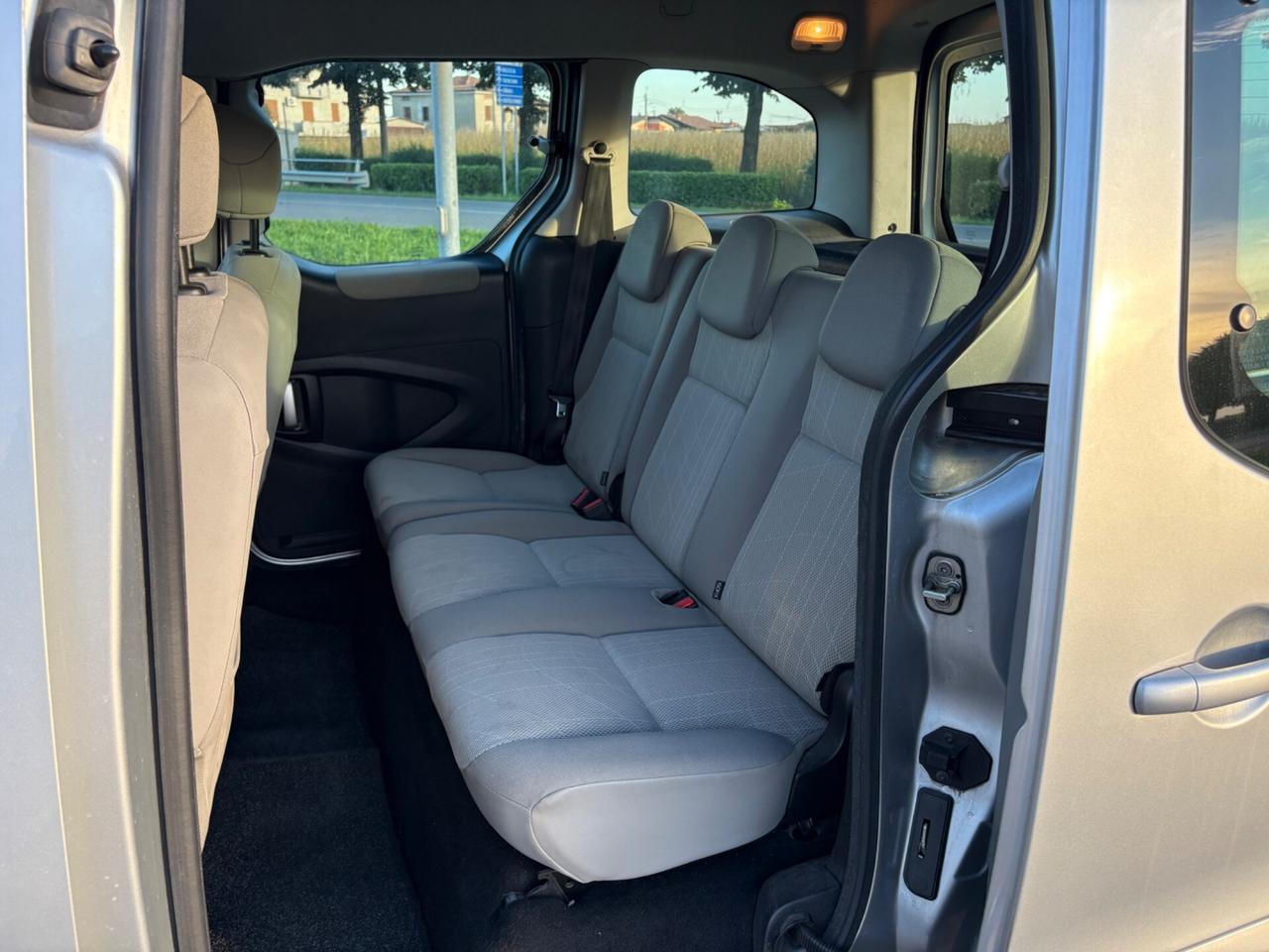Peugeot Partner Tepee 1.6 HDi 110CV NEOPATENTATI