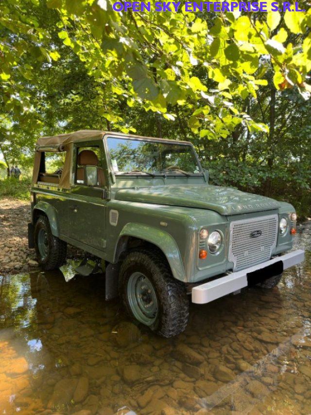 LAND ROVER Defender 90 2.2 TD4 Soft top N1 SAFARI EDITION