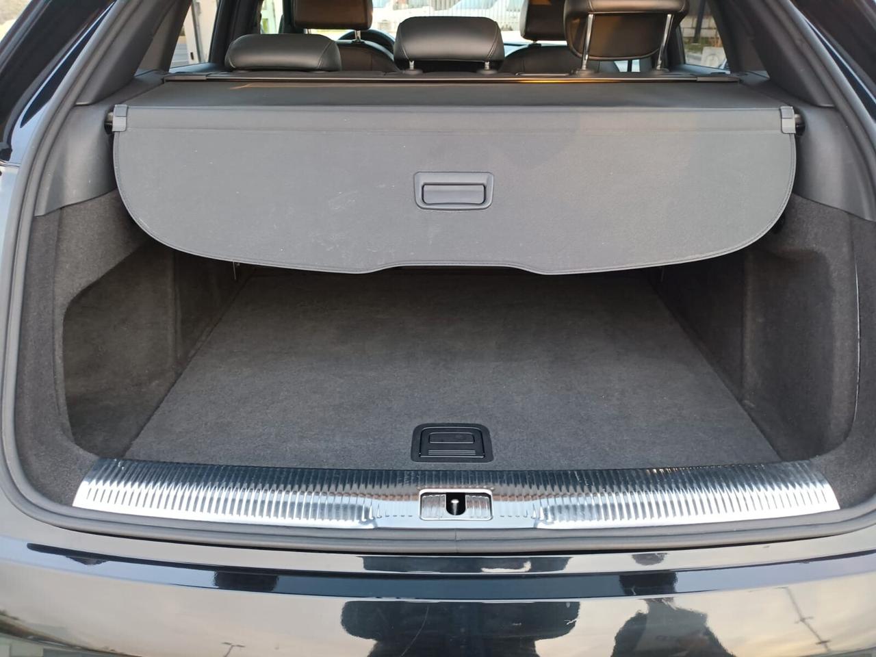 Audi Q3 2.0 TDI 150 CV S line Edition