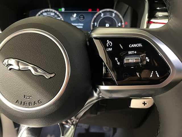Jaguar F-PACE R-Dynamic S - IVA ESPOSTA