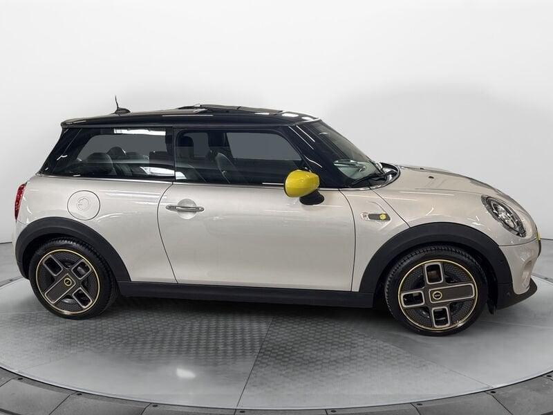 MINI Mini Full Electric Mini F56 Full Electric Mini 3p Cooper SE XL auto