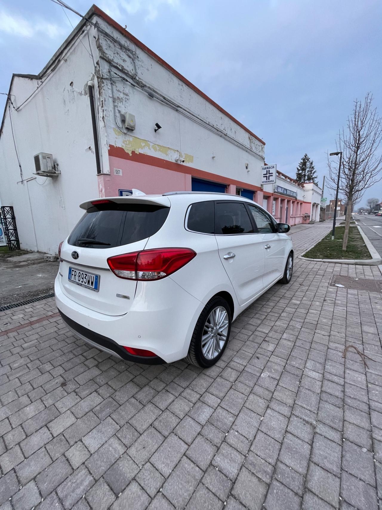 Kia Carens 1.7 CRDi 115 CV Business Class