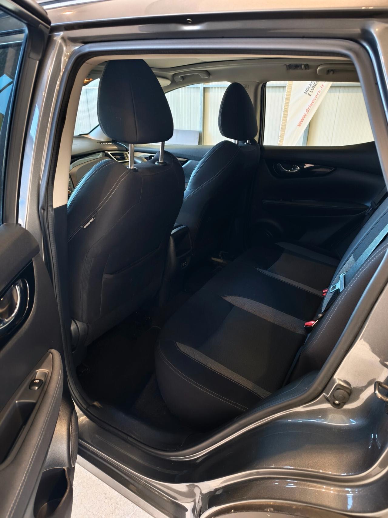 Nissan Qashqai 1.5 dci n-connecta 115cv